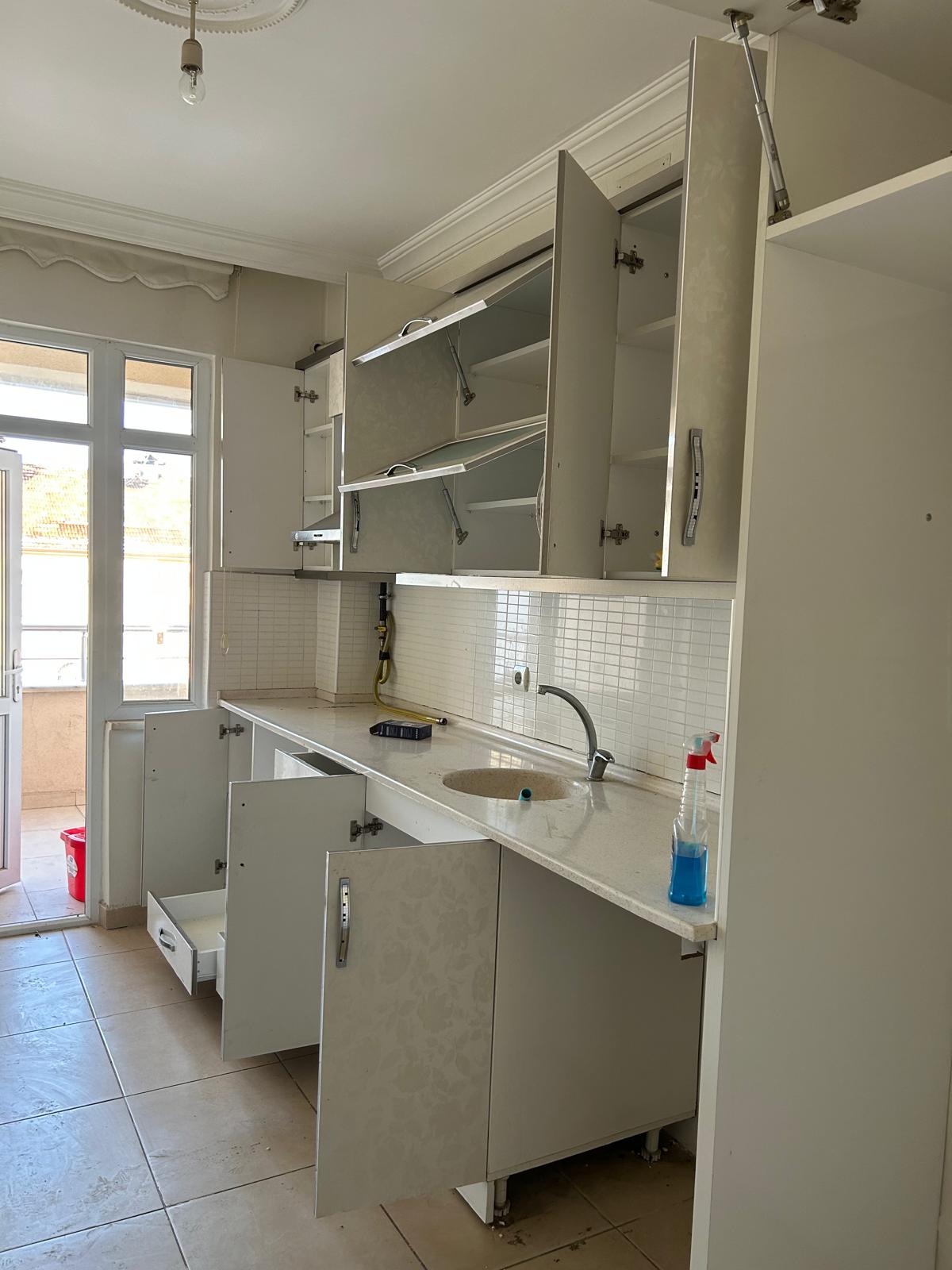 Erbaa Cumhuriyet Mahallesinde 2+1 Kiralık Daire - Resim 5