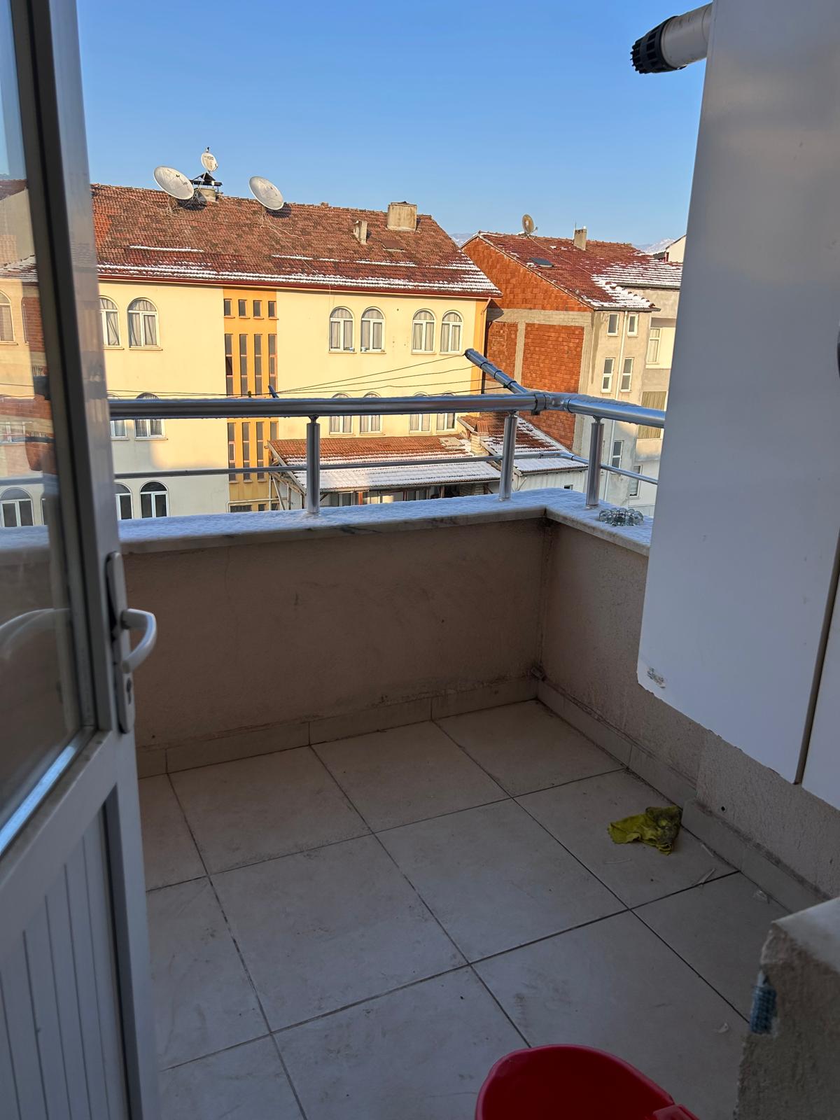 Erbaa Cumhuriyet Mahallesinde 2+1 Kiralık Daire - Resim 6