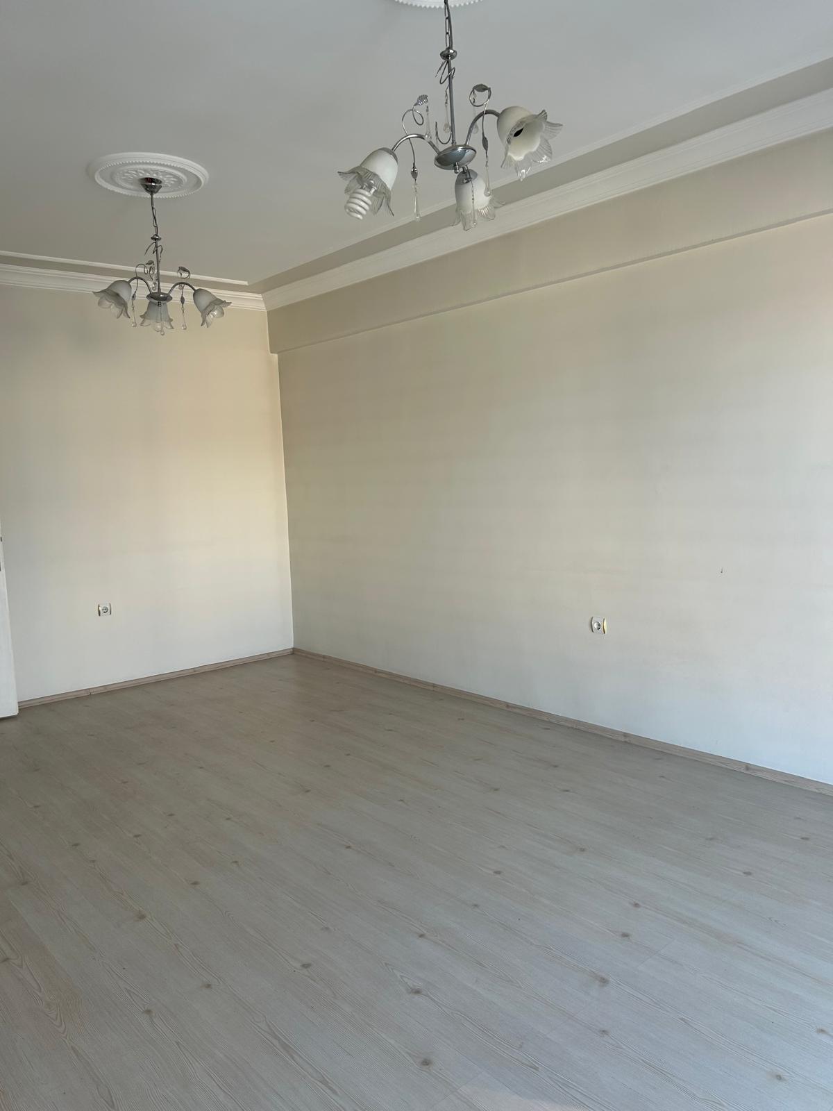Erbaa Cumhuriyet Mahallesinde 2+1 Kiralık Daire - Resim 9