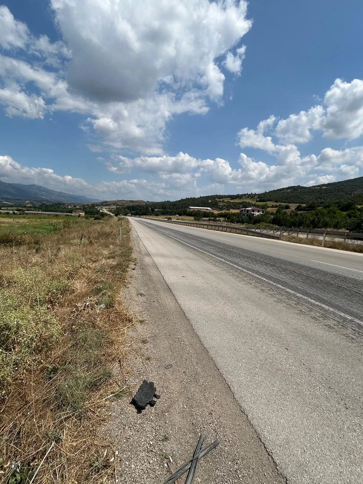 Erbaa tepe kışla D100 karayolu üzerinde 7317 m2 satılık tarla - Resim 8