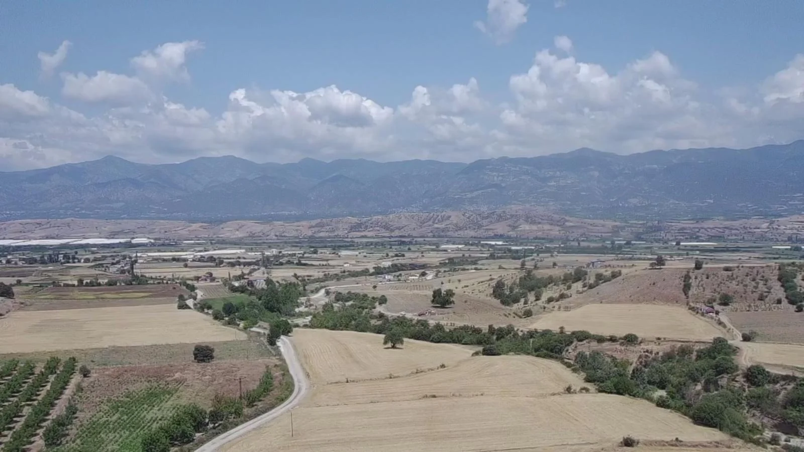 Erbaa yeni mahalle hacı bükü yolu üzerinde 11623m2 satılık  tarla - Resim 3