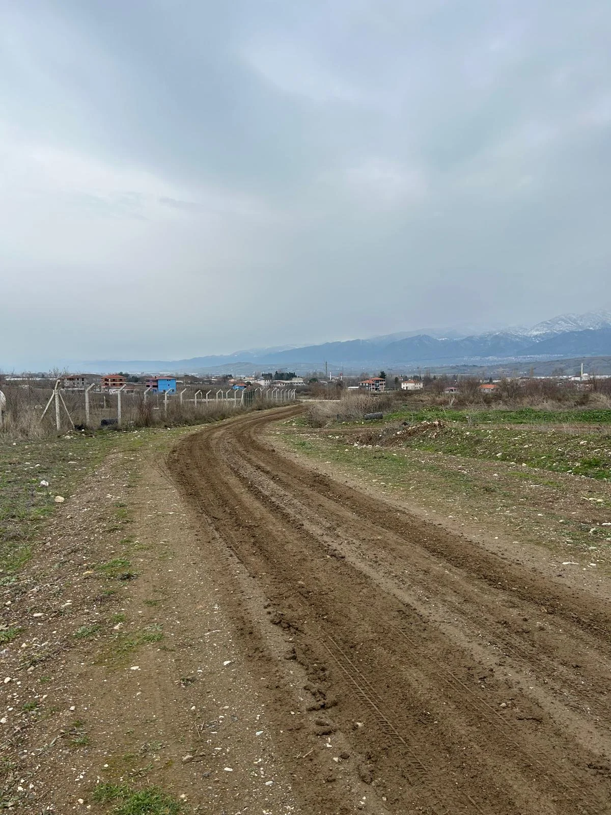 Tokat Erbaa Yeni Mahalle  kül farı Mevkiinde 6377 M2 Satılık tarla - Resim 5